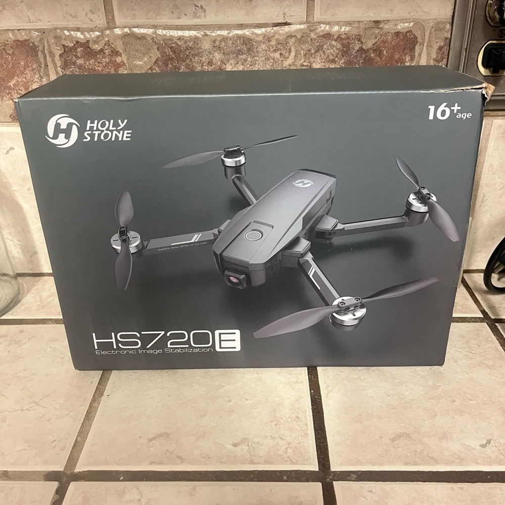 HOLYSTONE DRONE (HS720E)